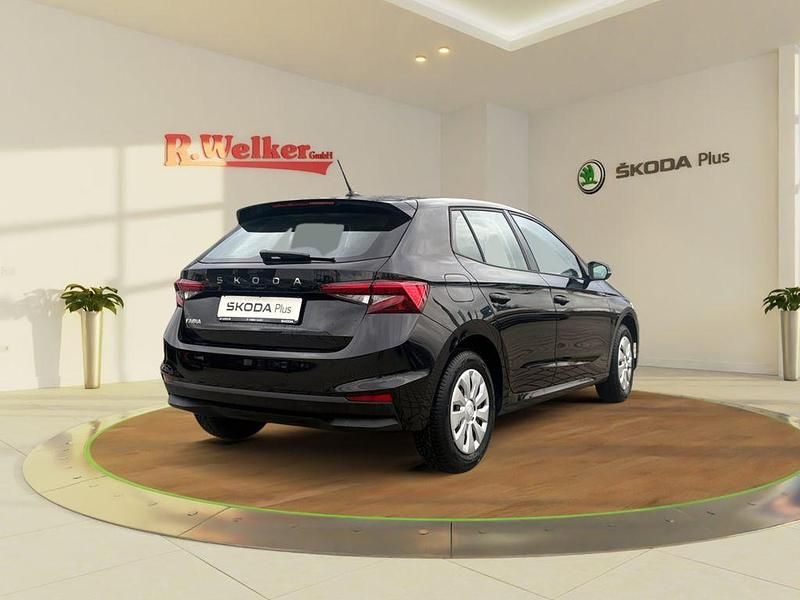 Gebraucht Skoda Fabia Selection 80 PS (58 kW) 2024 Schwarzmagic perleffekt Limousine