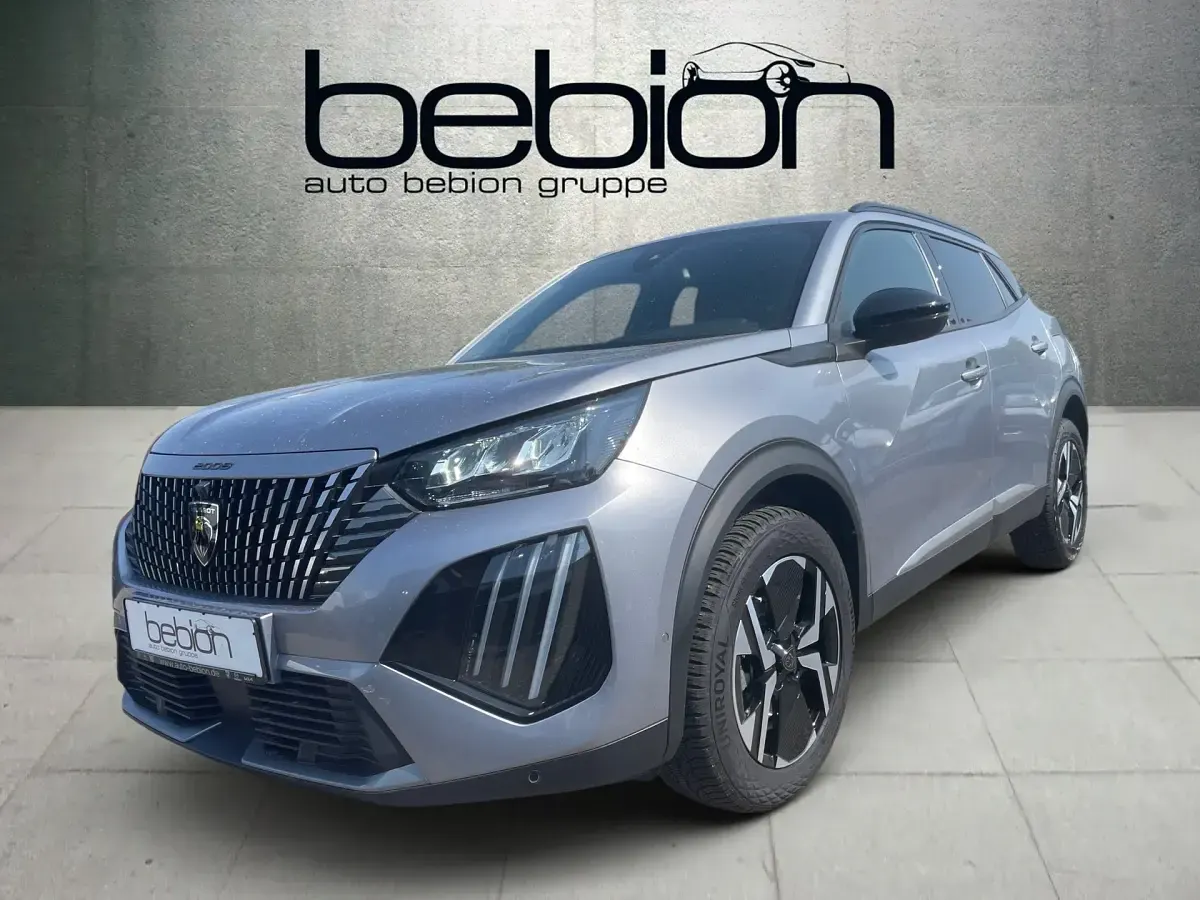 Gebraucht Peugeot 2008 Allure 136 PS (100 kW) 2024 SUV