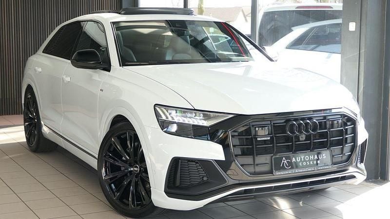Gebraucht Audi Q8 S-line plus 286 PS (210 kW) 2023 Weiß SUV