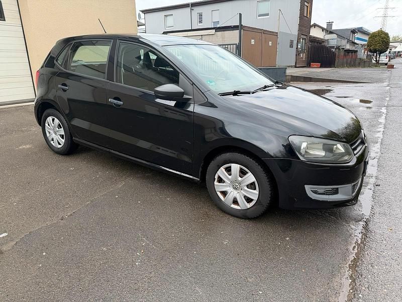Gebraucht VW Polo 69 PS (50 kW) 2010 Schwarz Kleinwagen