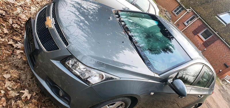 Gebraucht Chevrolet Cruze 113 PS (83 kW) 2012 Grau Coupé