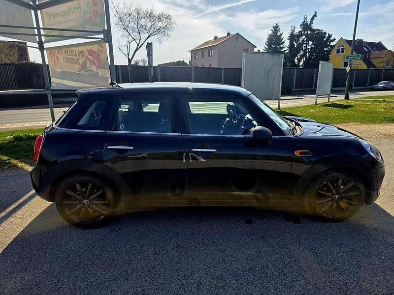 Gebraucht Mini ONE 102 PS (75 kW) 2017 Schwarz Kleinwagen