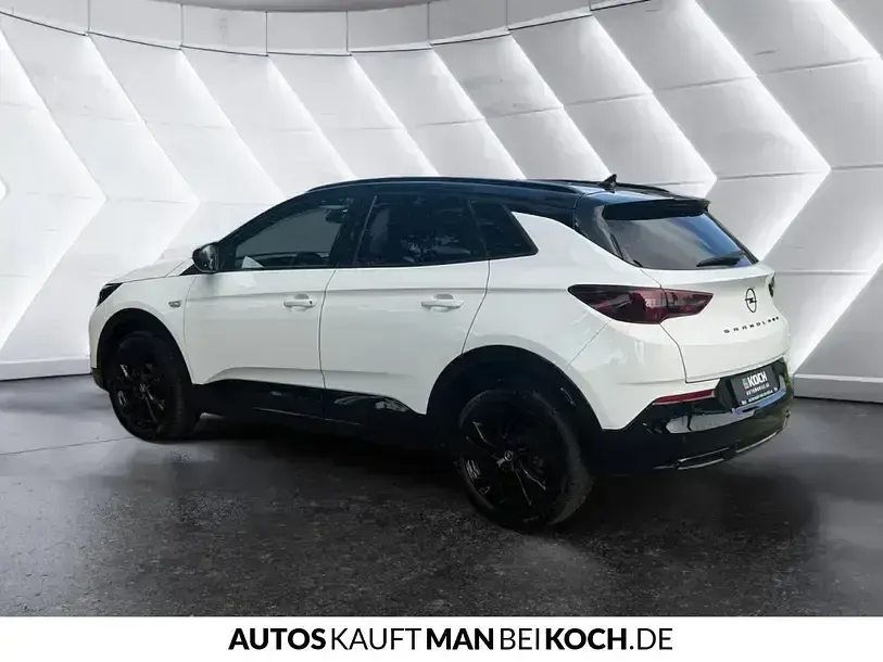 Gebraucht Opel Grandland X 131 PS (96 kW) 2024 Schwarz SUV