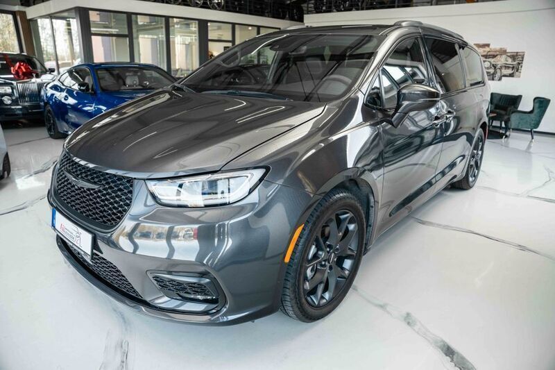 Grau Gebraucht 2022 Chrysler Pacifica SUV | 32.990 € (Guter Preis) - Bild 1/4