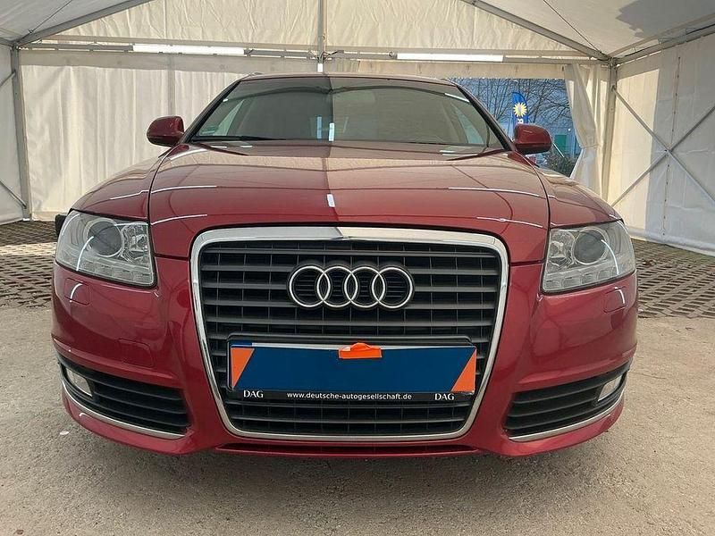 Gebraucht Audi A6 Ambiente 220 PS (161 kW) 2010 Rot Kombi