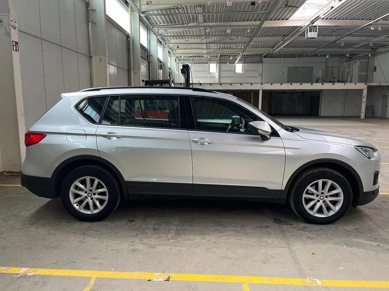 Silber Gebraucht 2019 Seat Tarraco 4Drive SUV | 24.500 € (Superpreis) - Bild 1/4