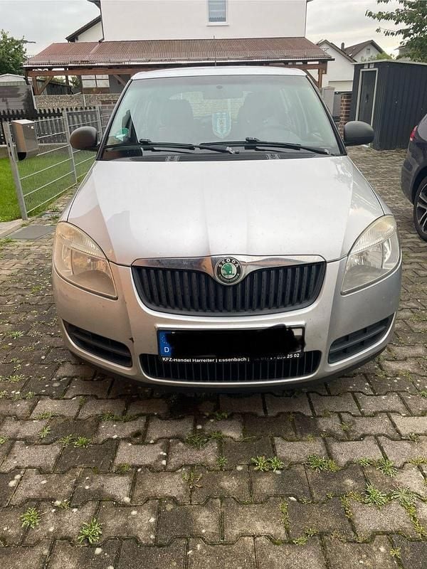 Silber Gebraucht 2009 Skoda Fabia Cool Edition Kleinwagen | 1.200 € (Superpreis) - Bild 1/4
