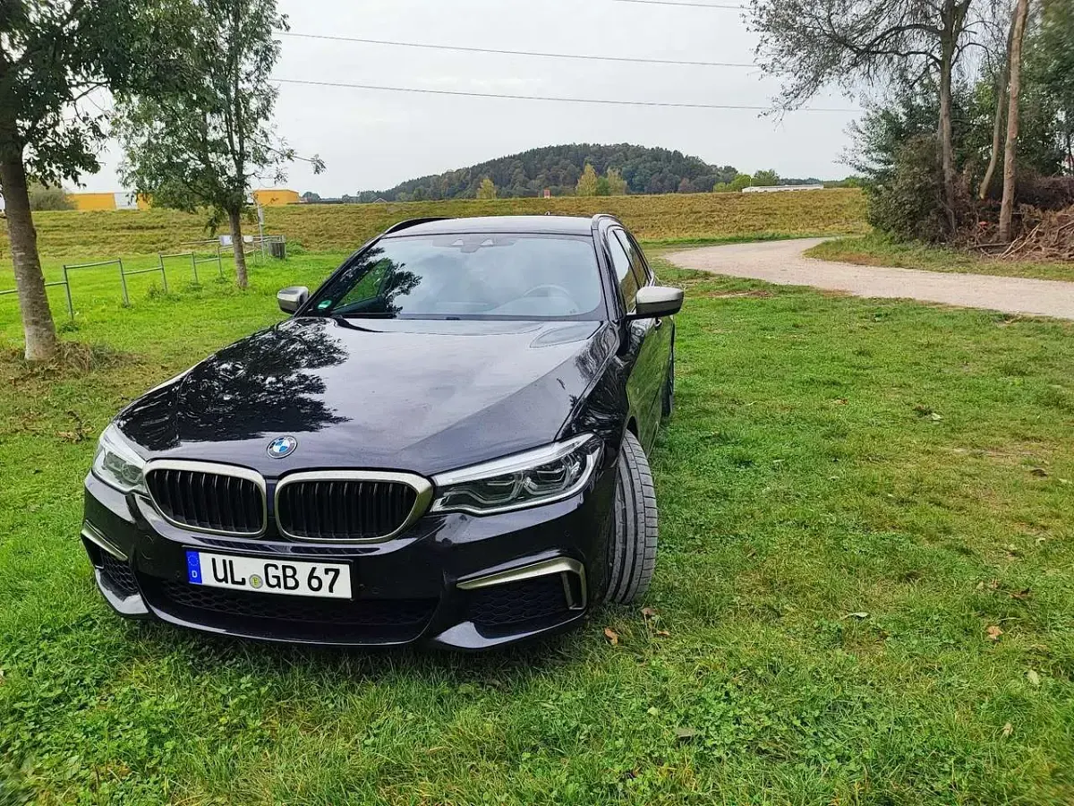 Gebraucht BMW M550 400 PS (294 kW) 2018 Schwarz Limousine