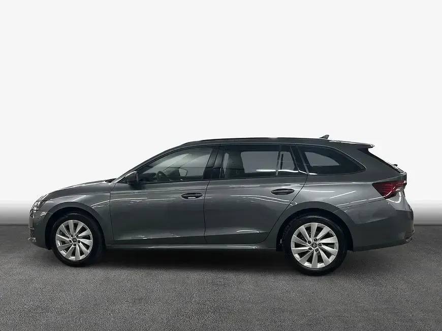 Gebraucht Skoda Octavia Selection 150 PS (110 kW) 2025 Graphitgrau metallic Kombi