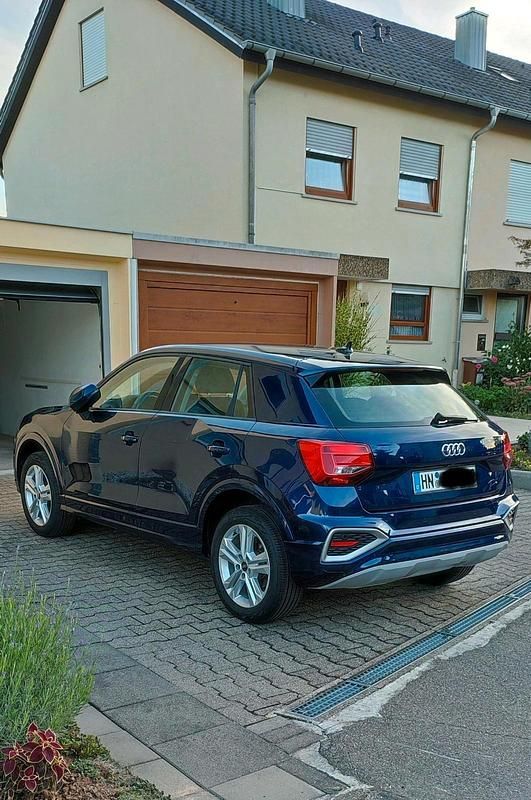 Gebraucht Audi Q2 Advanced 150 PS (110 kW) 2023 Blau SUV