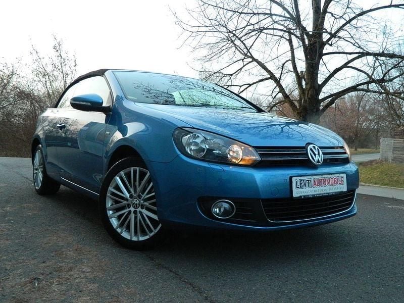 Gebraucht VW Golf Cabriolet Cup 105 PS (77 kW) 2015 Blau Cabrio