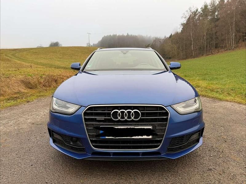Gebraucht Audi A4 S-line plus 190 PS (139 kW) 2015 Blau Kombi