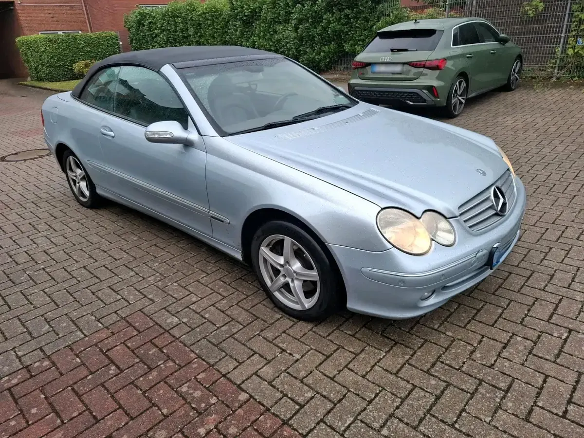 Gebraucht Mercedes CLK200 163 PS (119 kW) 2005 Silber Cabrio