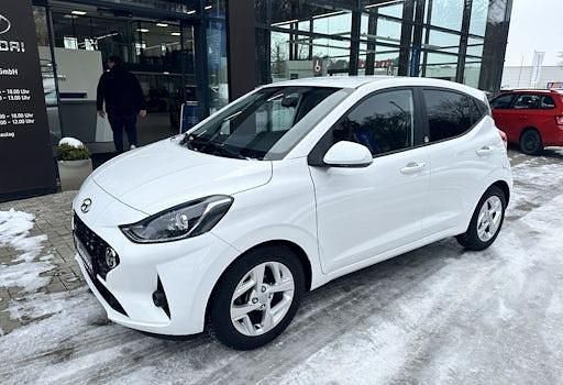 Gebraucht Hyundai i10 Edition 30 67 PS (49 kW) 2021 Polar white uni Kleinwagen
