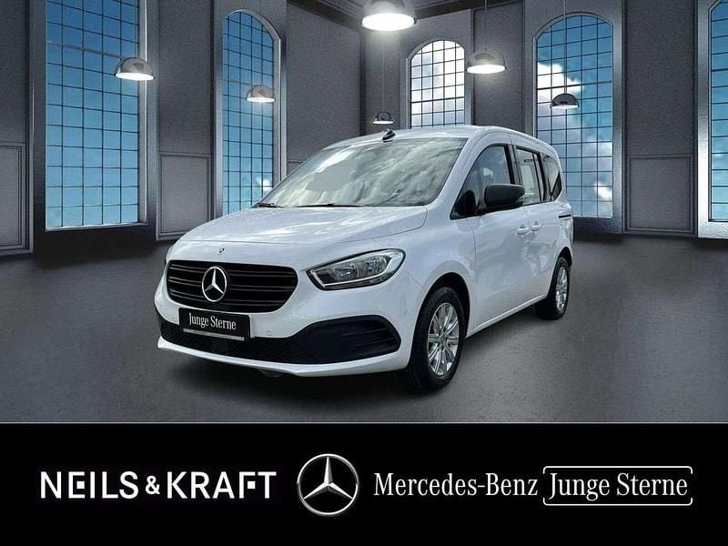 Weiß Gebraucht 2024 Mercedes Citan 112 Kombi | 31.400 € - Bild 1/4
