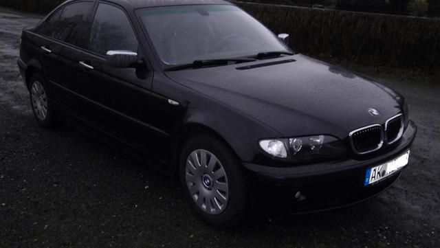 Używany BMW 320 231 KM (169 kW) 2003 Czarny Sedan/Limuzyna