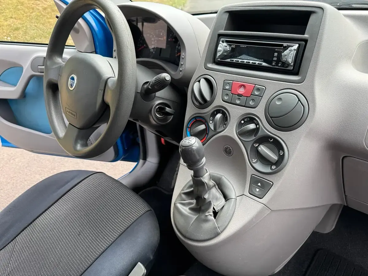 Gebraucht Fiat Panda 60 PS (44 kW) 2004 Blau Kleinwagen