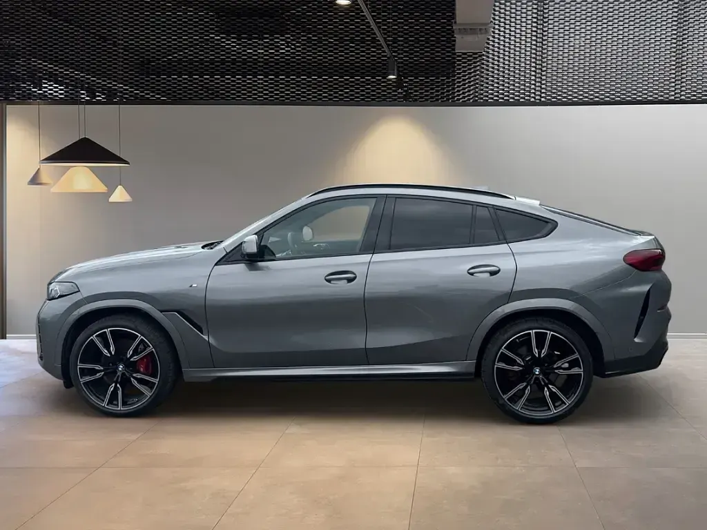 Gebraucht BMW X6 M Sport 340 PS (250 kW) 2025 Grau SUV