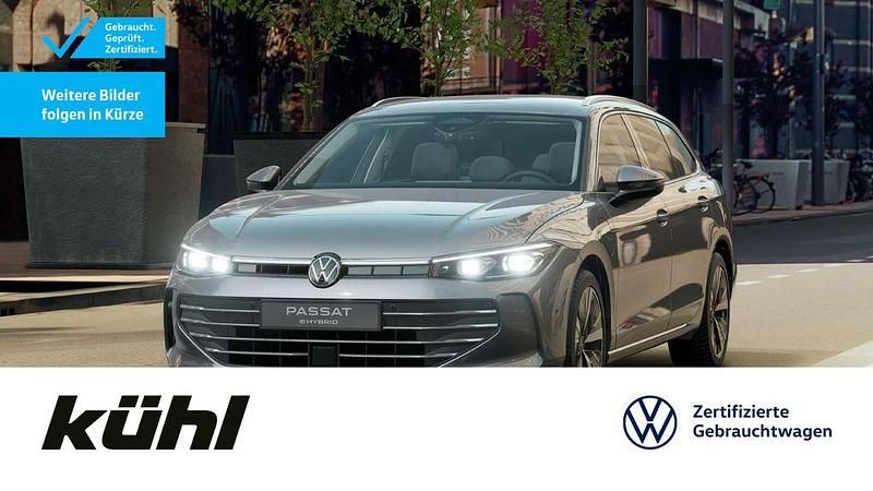 Grau Gebraucht 2025 VW Passat IQ Drive Kombi | 41.980 € (Superpreis) - Bild 1/4