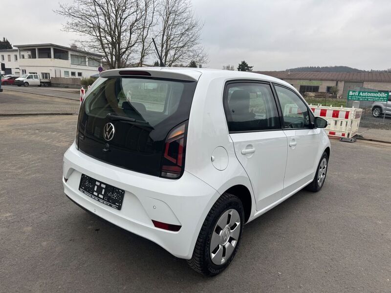 Gebraucht VW up! Basis 65 PS (47 kW) 2021 Weiß Kleinwagen