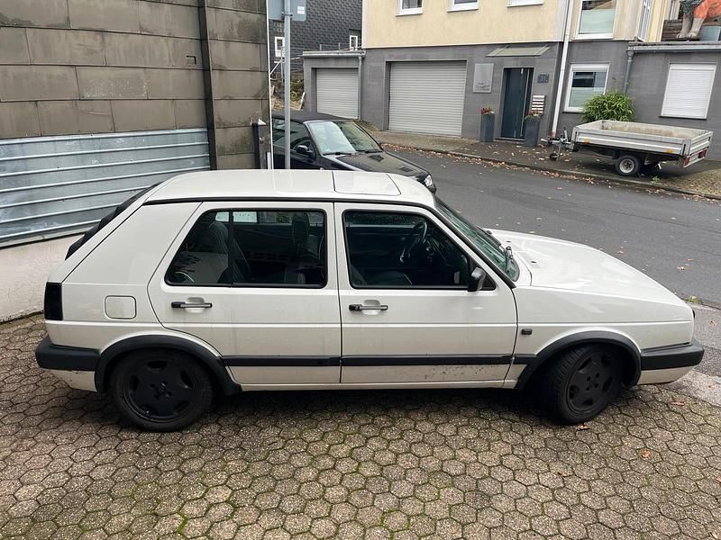 Gebraucht VW Golf II 90 PS (66 kW) 1990 Weiß Kleinwagen