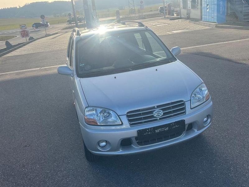 Gebraucht Suzuki Ignis 83 PS (61 kW) 2003 Kleinwagen