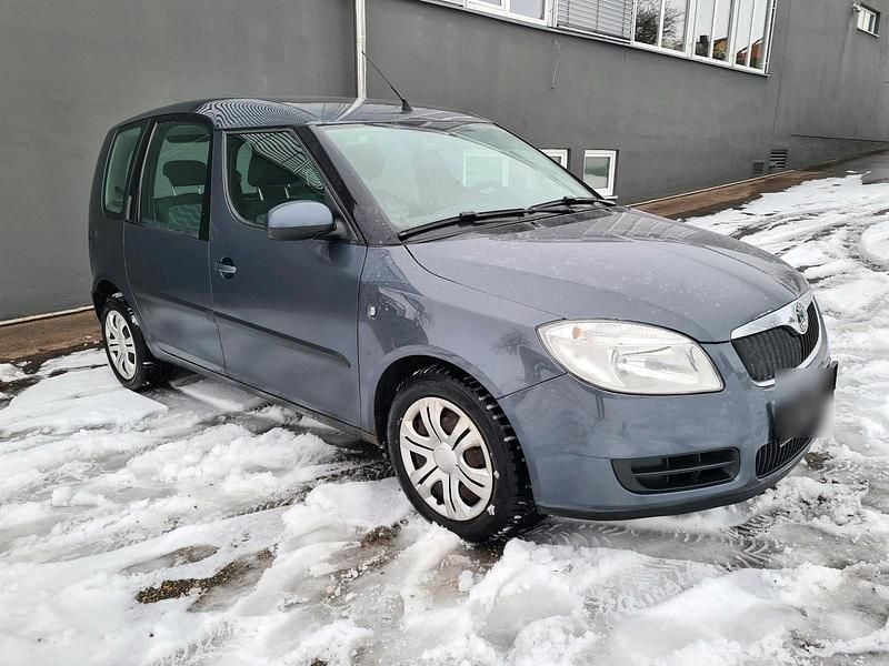 Grau Gebraucht 2008 Skoda Roomster Van / Kleinbus | 1.500 € (Guter Preis) - Bild 1/4
