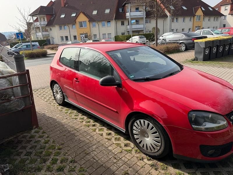 Gebraucht VW Golf GTI 200 PS (147 kW) 2008 Rot Coupé