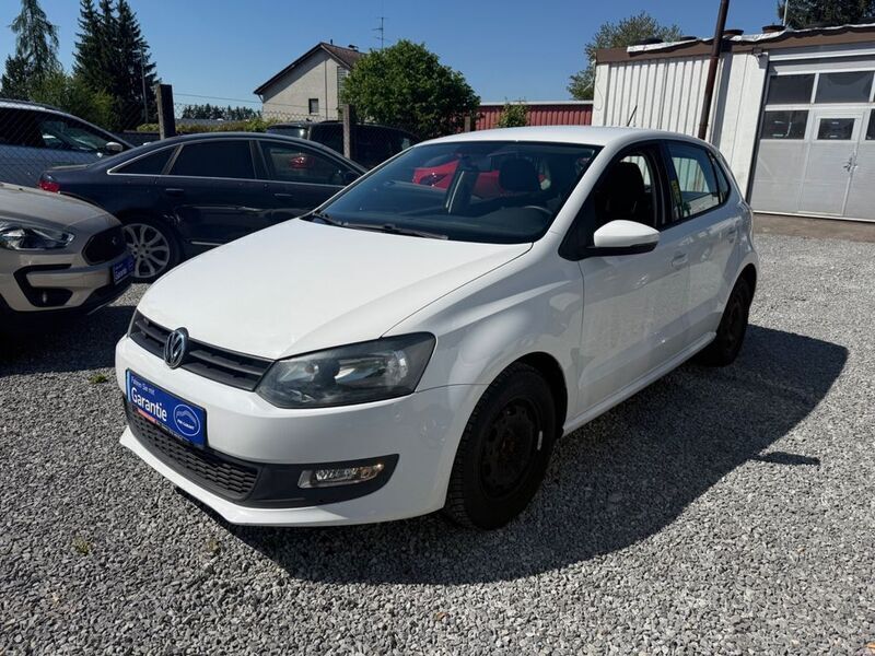 Weiß Gebraucht 2011 VW Polo Trendline Limousine | 5.980 € (Fairer Preis) - Bild 1/4