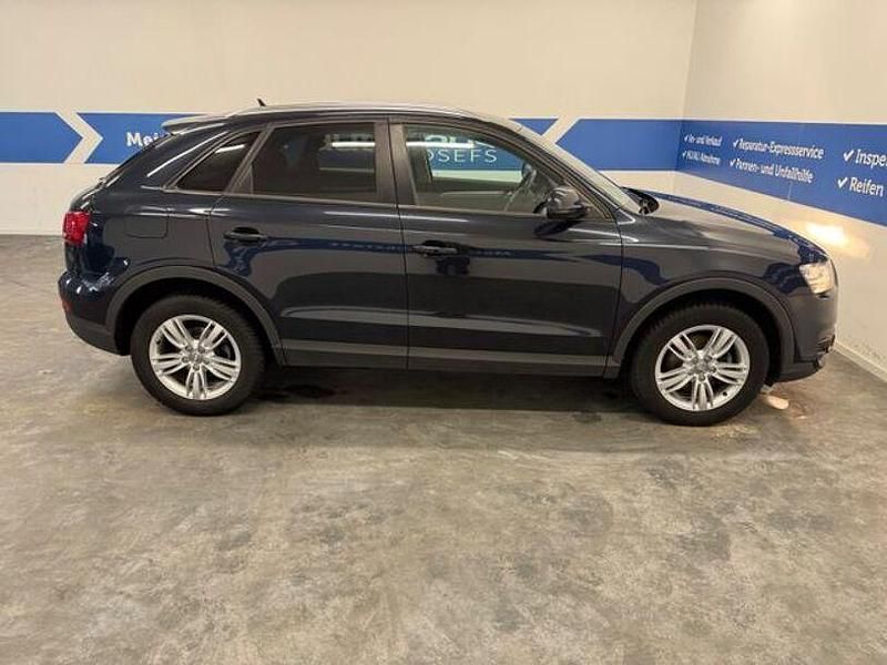 Gebraucht Audi Q3 Comfort 170 PS (125 kW) 2012 Blau SUV