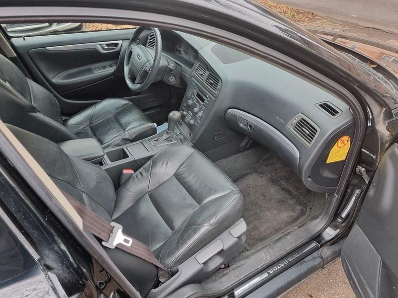 Gebraucht Volvo V70 140 PS (102 kW) 2002 Other Kombi