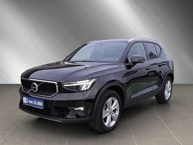 Gebraucht Volvo XC40 Core 163 PS (119 kW) 2024 Farbe: SUV