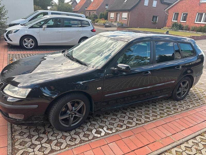 Schwarz Gebraucht 2005 Saab 9-3 Kombi | 1.900 € (Fairer Preis) - Bild 1/4