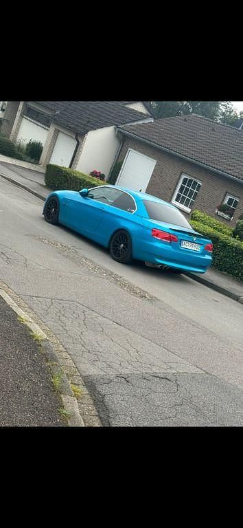 Gebraucht BMW 320 Cabriolet Performance 170 PS (125 kW) 2007 Blau Cabrio
