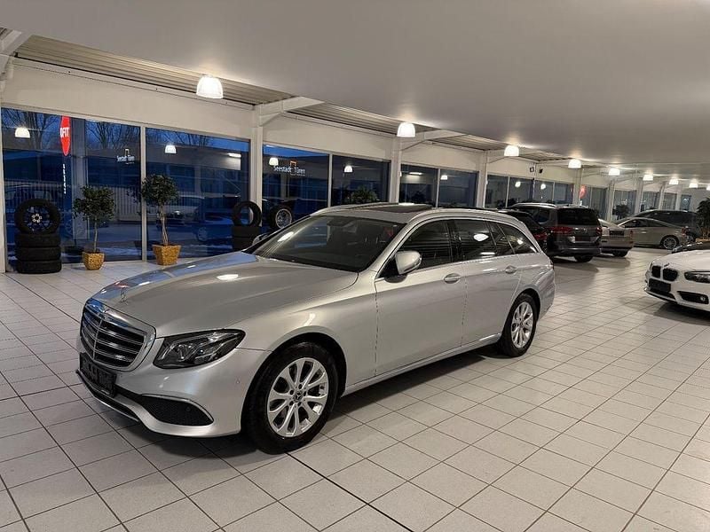Gebraucht Mercedes E200 184 PS (135 kW) 2019 Iridiumsilber Kombi
