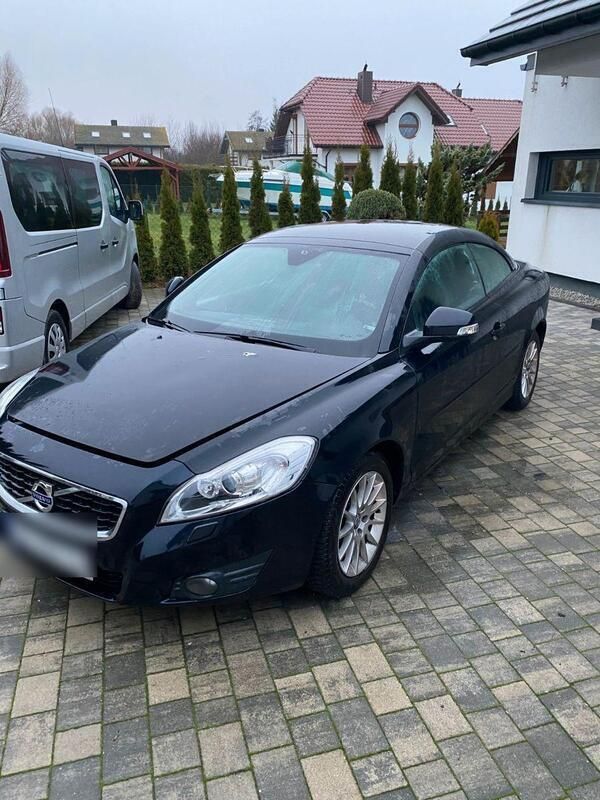 Schwarz Gebraucht 2010 Volvo C70 Summum Cabrio | 3.800 € - Bild 1/4