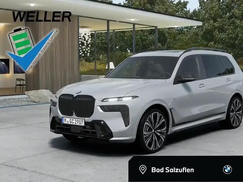Saphirschwarz metallic (schwarz) Neu 2025 BMW X7 Comfort Edition SUV | 121.990 € (Teuer) - Bild 1/4
