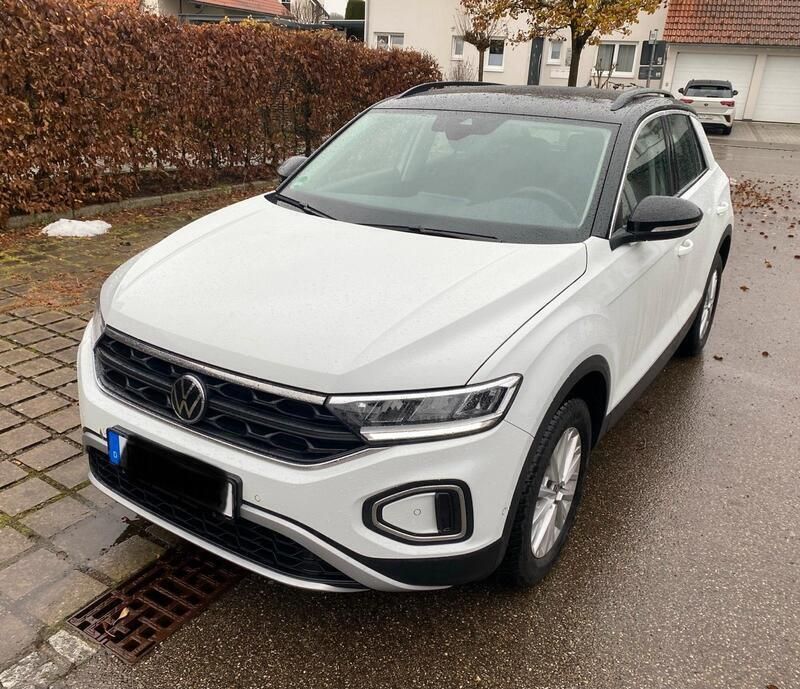 Weiß Gebraucht 2023 VW T-Roc Life SUV | 22.600 € (Fairer Preis) - Bild 1/4