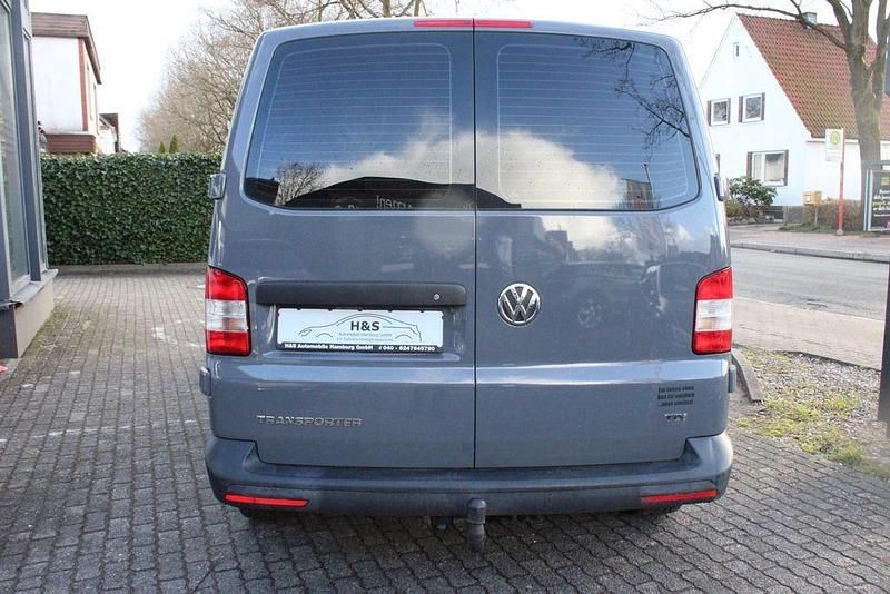 Gebraucht VW Caravelle 140 PS (102 kW) 2015 Grau Limousine