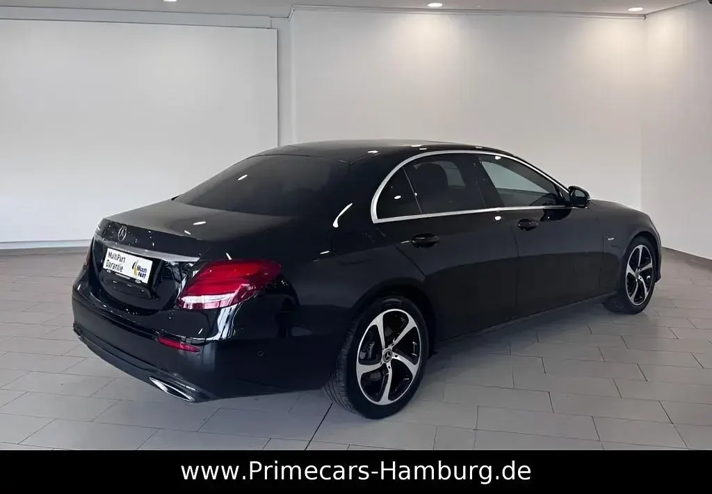Gebraucht Mercedes E300 Avantgarde 245 PS (180 kW) 2020 Schwarz Limousine