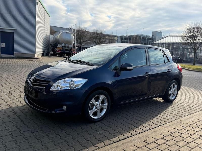Gebraucht 2011 Toyota Auris Edition Limousine | 3.700 € (Superpreis) - Bild 1/4
