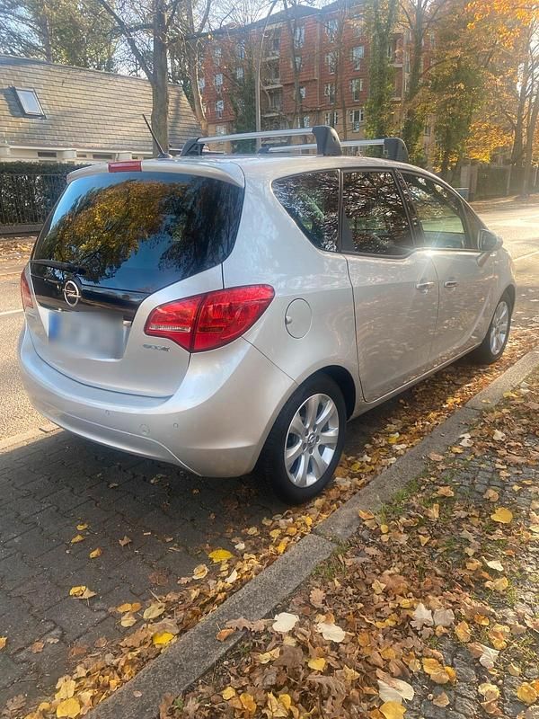 Gebraucht Opel Meriva 120 PS (88 kW) 2010 Silber Van / Kleinbus