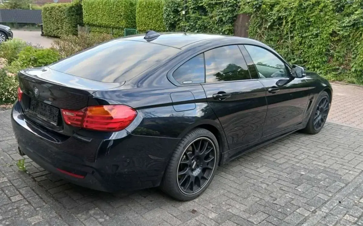 Gebraucht BMW 435 Gran Coupé Advantage 313 PS (230 kW) 2016 Schwarz Coupé