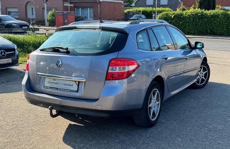 Gebraucht Renault Laguna III Dynamique 140 PS (102 kW) 2009 Silber Kombi