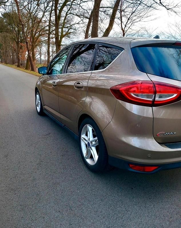 Gebraucht Ford C-MAX 150 PS (110 kW) 2019 Braun Van / Kleinbus
