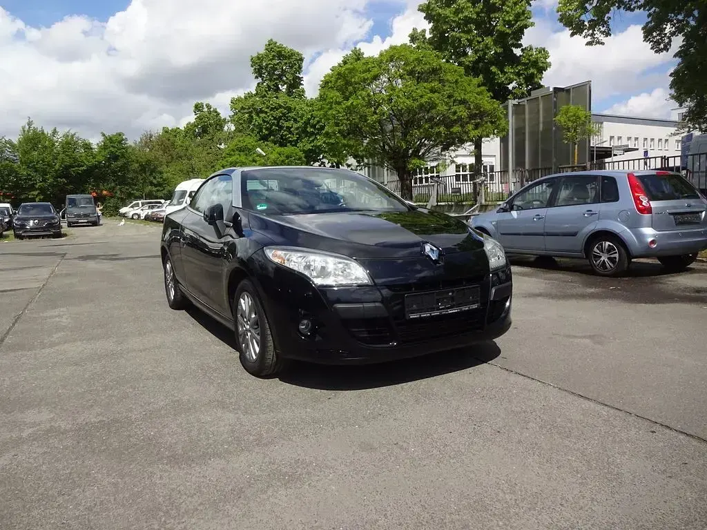 Gebraucht Renault Mégane Cabriolet Floride 132 PS (97 kW) 2014 Schwarz (metallic) Cabrio