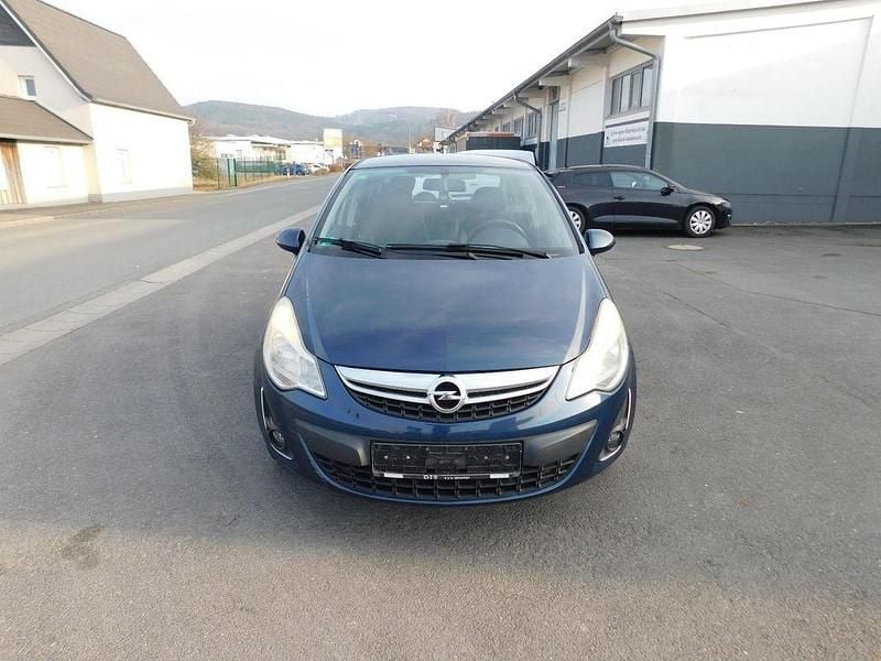 Second-hand Opel Corsa 86 CP (63 kW) 2012 Albastru Hatchback
