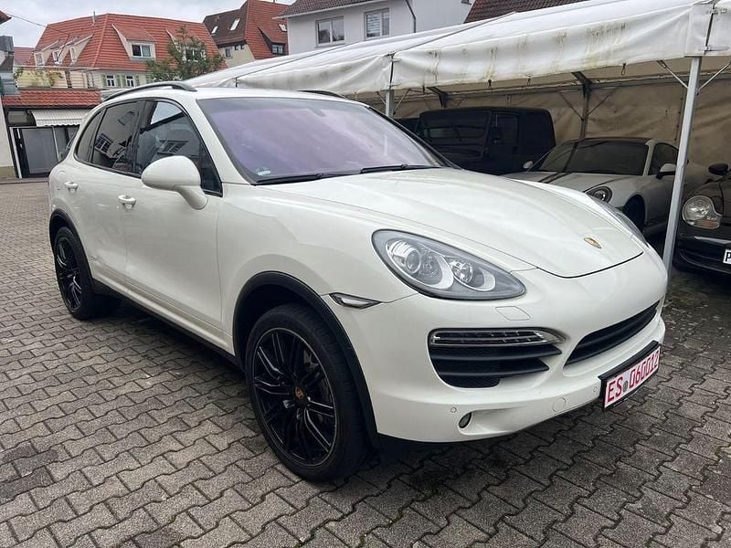Weiß Gebraucht 2011 Porsche Cayenne S Sport SUV | 18.999 € (Superpreis) - Bild 1/4