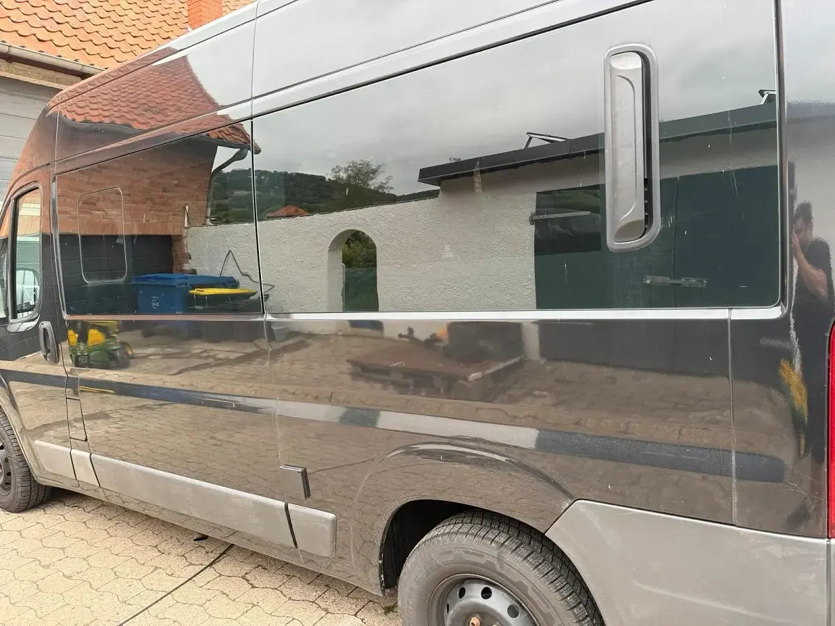 Gebraucht Peugeot Boxer 150 PS (110 kW) 2012 Schwarz Van