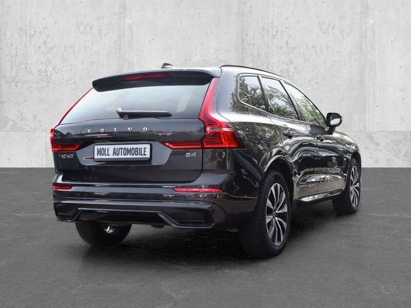 Gebraucht Volvo XC60 Plus 197 PS (144 kW) 2023 Grau SUV